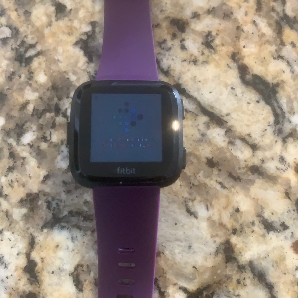 Fitbit Versa - image 1